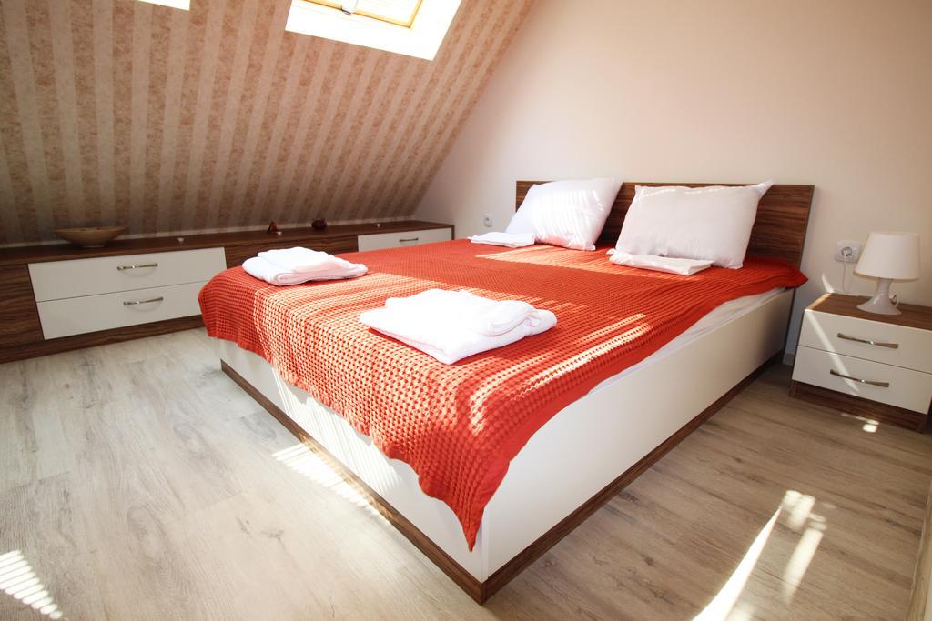 Lilly Apartments Plovdiv Eksteriør billede
