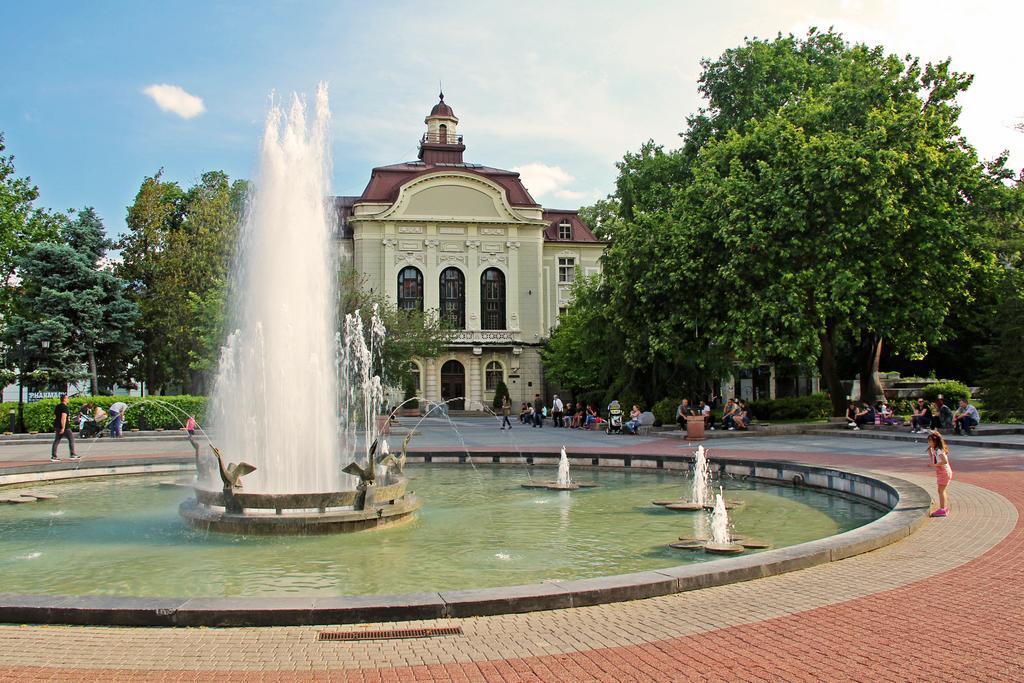 Lilly Apartments Plovdiv Eksteriør billede